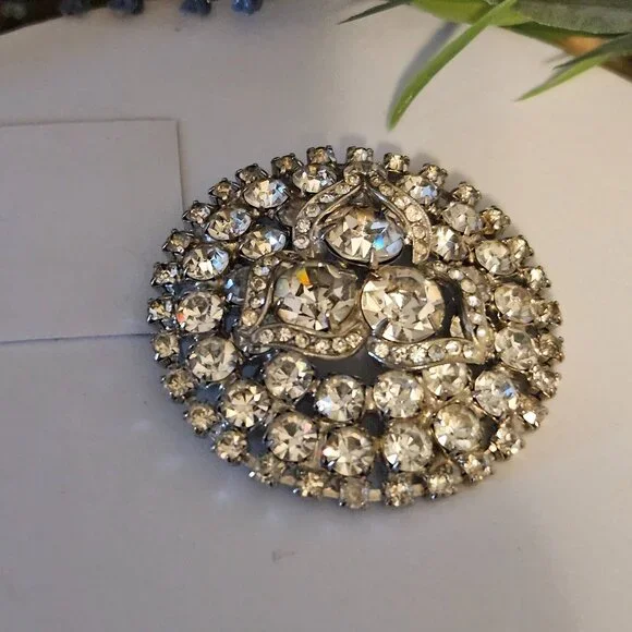 Stunning Rhinestone Brooch #5 - Picture 3 of 8